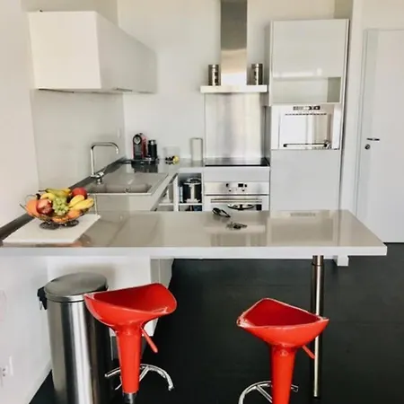 Appartement Charming Facing The Sea - Juans Les Pins Antibes