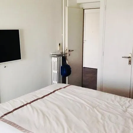 Charming Facing The Sea - Juans Les Pins Appartement Antibes